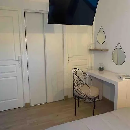 Daire Vue Mer Climatise 2 Chambres. Cavalaire-sur-Mer