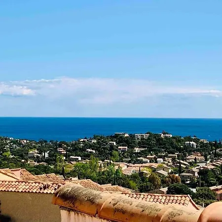 Daire Vue Mer Climatise 2 Chambres. *